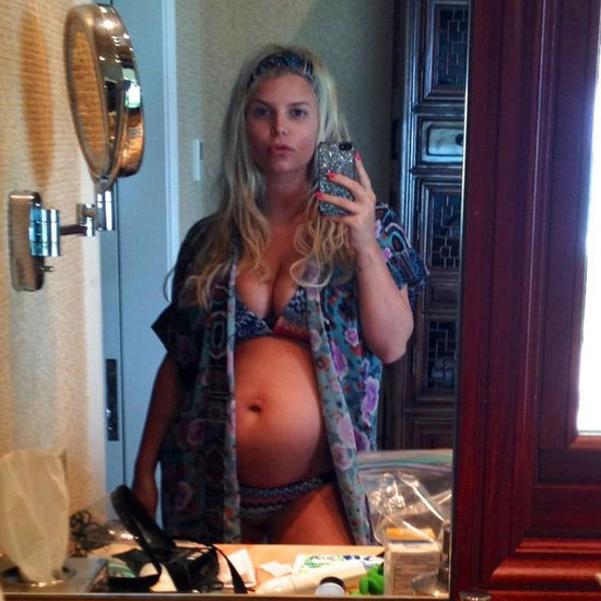 Source: Twitter user JessicaSimpson
Source: Twitter user JessicaSimpson