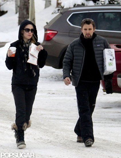 Kate Hudson and Matthew Bellamy shopped around Aspen.
Kate Hudson and Matthew Bellamy shopped around Aspen.