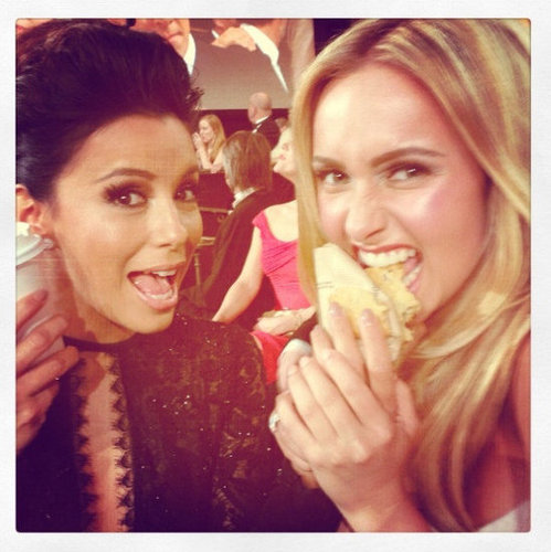 Eva Longoria and Hayden Panettiere munched on cookies during the Golden Globes.
Source: Twitter user haydenpanettier
Eva Longoria and Hayden Panettiere munched on cookies during the Golden Globes.
Source: Twitter user haydenpanettier