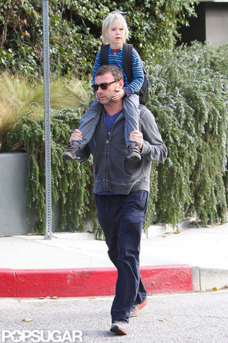 Liev Goes on Dad Duty While Naomi Prepares For the Red Carpet Liev Goes on Dad Duty While Naomi Prepares For the Red Carpet