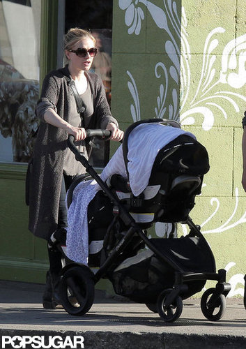 Anna Paquin and Stephen Moyer Step Out With Their Twins Anna Paquin and Stephen Moyer Step Out With Their Twins
