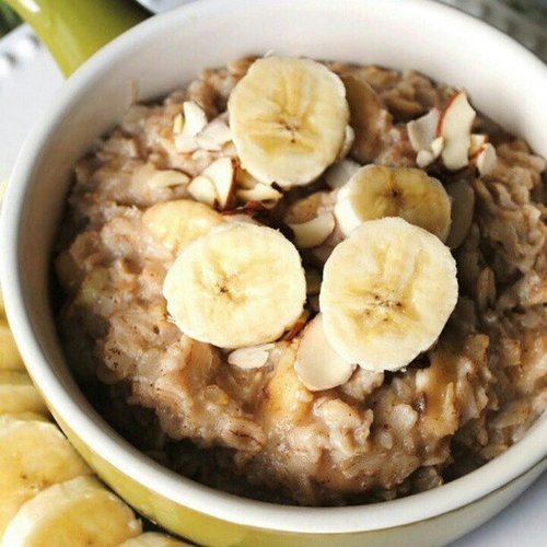 Warm Detox Breakfast Menu With Oatmeal