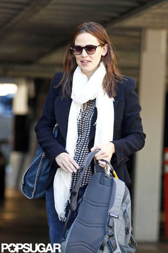 Jennifer Garner and Violet Have a Mother-Daughter Day in LA Jennifer Garner and Violet Have a Mother-Daughter Day in LA