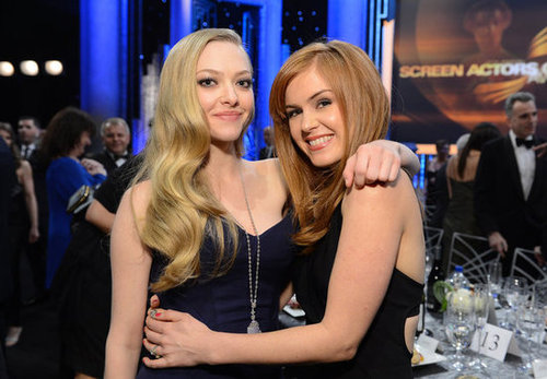 At the SAG Awards, Amanda Seyfried threw her arm around Isla Fisher.
At the SAG Awards, Amanda Seyfried threw her arm around Isla Fisher.