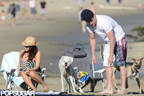 Channing Tatum and Jenna Dewan got set up on the sand.
Channing Tatum and Jenna Dewan got set up on the sand.