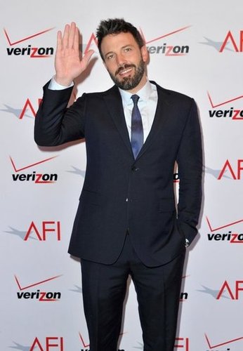 Ben Affleck waved to the cameras at the AFI Awards.
Ben Affleck waved to the cameras at the AFI Awards.