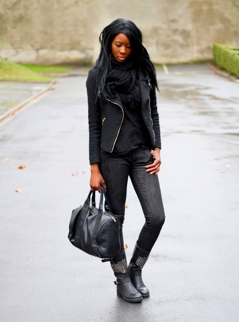 http://stylesbyassitan.blogspot.fr/2013/01/bottes-motardes-cloutees-veste-biker.html