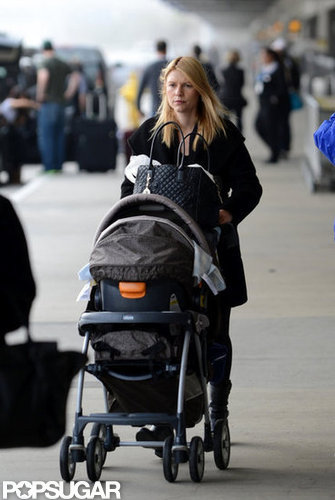 Claire Danes had Cyrus Dancy in his stroller at LAX.
Claire Danes had Cyrus Dancy in his stroller at LAX.