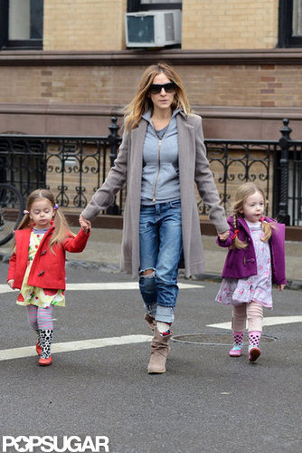 SJP Takes Her Twins For a Spring Stroll in the City SJP Takes Her Twins For a Spring Stroll in the City