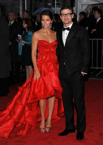 A bespectacled Justin hit the red carpet alongside Jessica Biel for the Met Gala in 2004.
A bespectacled Justin hit the red carpet alongside Jessica Biel for the Met Gala in 2004.