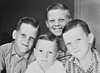 Amazing Family Then-and-Now Photos