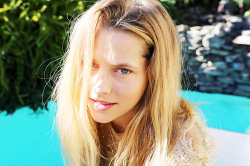 Teresa Palmer on Into the Gloss