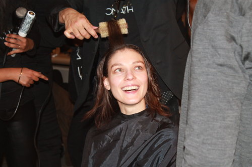 To pull off the look, Malige blew out the hair and flat-ironed it. He then split it down the middle and slicked it back, using Jonathan Product Silky Dirt Shine and Define Crème to give it texture.
Photo: Maria Del Russo
To pull off the look, Malige blew out the hair and flat-ironed it. He then split it down the middle and slicked it back, using Jonathan Product Silky Dirt Shine and Define Crème to give it texture.
Photo: Maria Del Russo