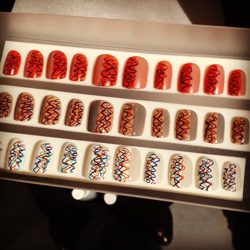 The nails at Creatures of the Wind were inspired by urban graffiti in the '80s.
The nails at Creatures of the Wind were inspired by urban graffiti in the '80s.