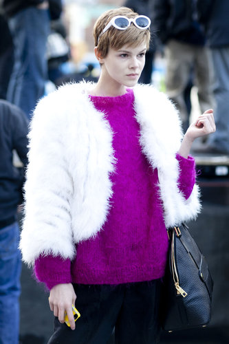 A modern mod moment, thanks to a brilliant pop of color and white fur jacket.
A modern mod moment, thanks to a brilliant pop of color and white fur jacket.