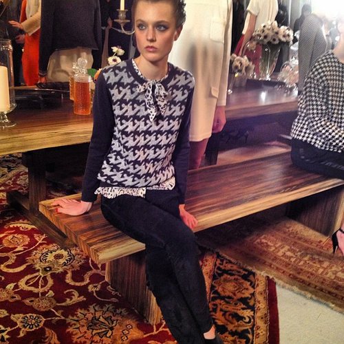 Seated in cool prints at Joie.
Seated in cool prints at Joie.
