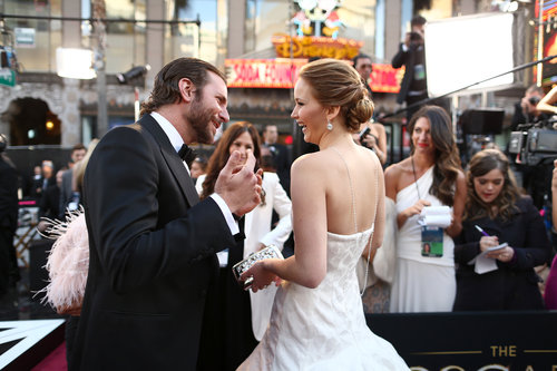 Silver Linings Playbook stars Bradley Cooper and Jennifer Lawrence compared notes on the carpet.
Silver Linings Playbook stars Bradley Cooper and Jennifer Lawrence compared notes on the carpet.