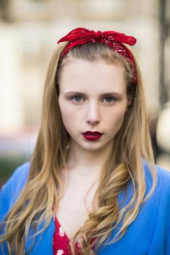 Marie Jensen was the epitome of the modern pinup with her impossibly deep red lips and crimson bandanna.
Source: Le 21ème | Adam Katz Sinding
Marie Jensen was the epitome of the modern pinup with her impossibly deep red lips and crimson bandanna.
Source: Le 21ème | Adam Katz Sinding