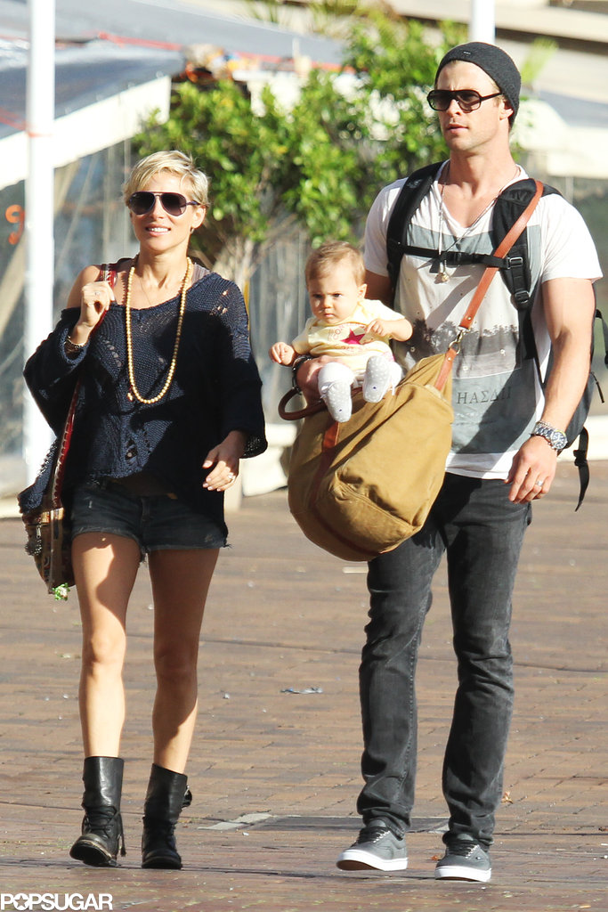 Chris Hemsworth and Elsa Pataky walked with their daughter India in Australia. Chris Hemsworth and Elsa Pataky walked with their daughter India in Australia.