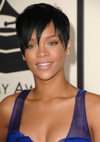 At the 2008 Grammys, Rihanna went for an even shorter pixie style. And to complement her dark hair, she kept the makeup palette light and neutral.
At the 2008 Grammys, Rihanna went for an even shorter pixie style. And to complement her dark hair, she kept the makeup palette light and neutral.