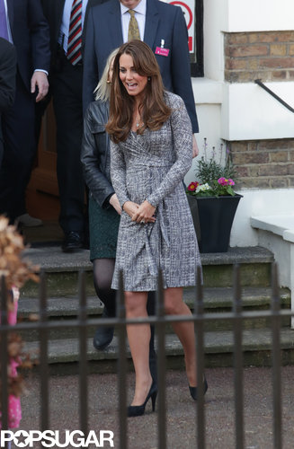 Kate Middleton Shows Her Baby Bump as She Gets Back to Royal Work! Kate Middleton Shows Her Baby Bump as She Gets Back to Royal Work!