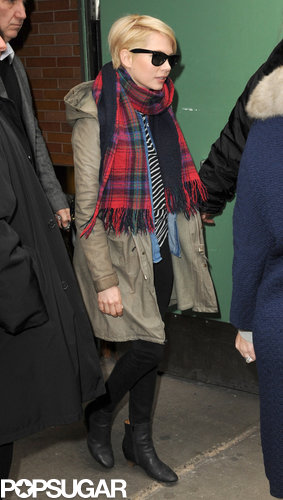 Michelle Williams left Good Morning America in NYC.
Michelle Williams left Good Morning America in NYC.