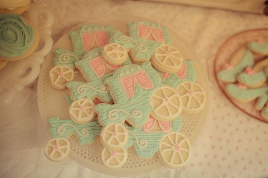 Carriage Sugar Cookies
