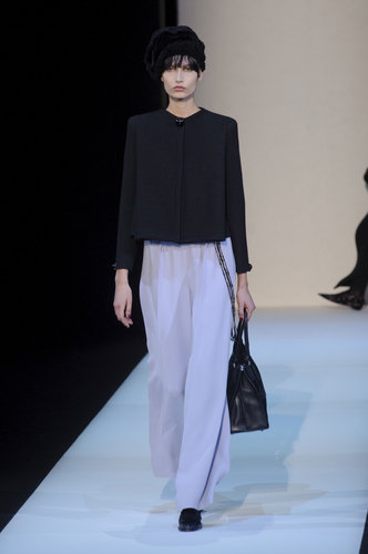 Giorgio Armani Fall 2013
Giorgio Armani Fall 2013