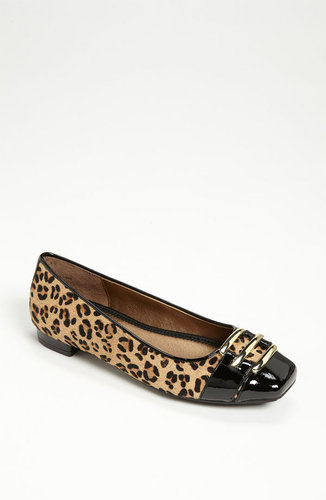 Me Too 'Daphne' Flat