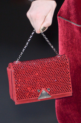 Emporio Armani Fall 2013
Emporio Armani Fall 2013