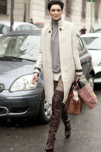 A textured white topper and thigh-high leather boots added up to just the right amount of drama.
A textured white topper and thigh-high leather boots added up to just the right amount of drama.