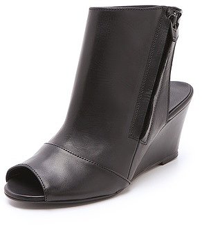 Surface to air Kim Wedge Booties