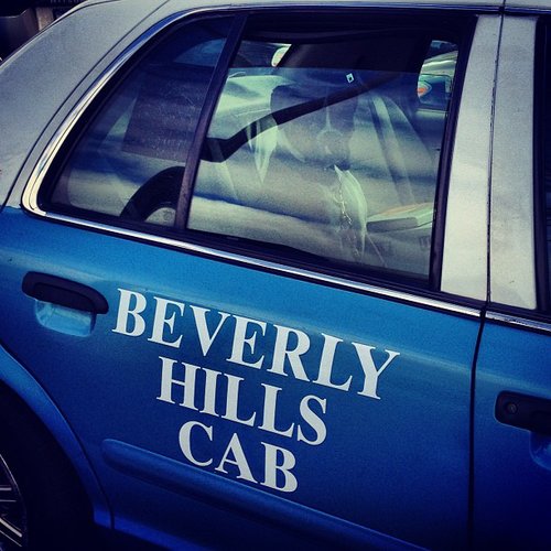 What? It's Beverly Hills, everyone takes cabs.
Source: What? It's Beverly Hills, everyone takes cabs.
Source: