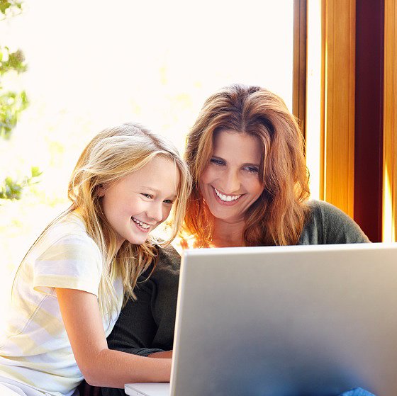 Top 25 Mom Bloggers of 2013 Top 25 Mom Bloggers of 2013