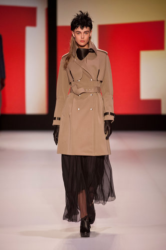 Jean Paul Gaultier Fall 2013
Jean Paul Gaultier Fall 2013