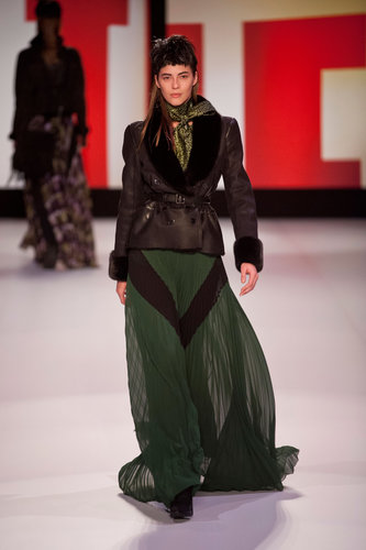 Jean Paul Gaultier Fall 2013
Jean Paul Gaultier Fall 2013