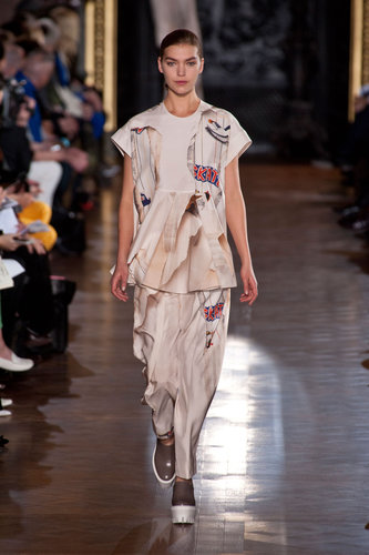 Stella McCartney Fall 2013
Stella McCartney Fall 2013