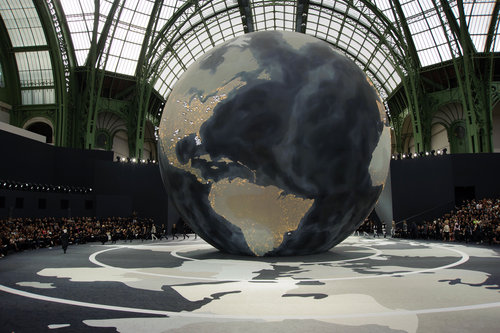Chanel Fall 2013
Chanel Fall 2013