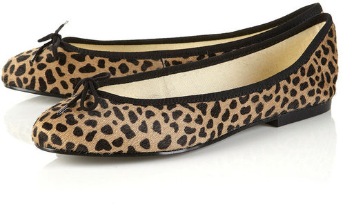 French Sole Leopard Pony Pump