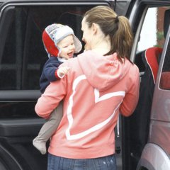 Sam Affleck Baby Pictures
