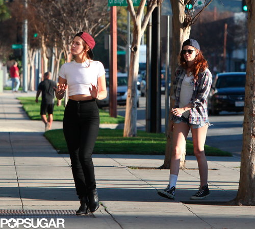Kristen Stewart Goes Up to Bat With Taylor Lautner Kristen Stewart Goes Up to Bat With Taylor Lautner