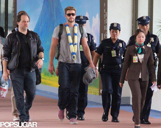 Miley Explains Her Missing Ring While Liam Travels to Manila Miley Explains Her Missing Ring While Liam Travels to Manila