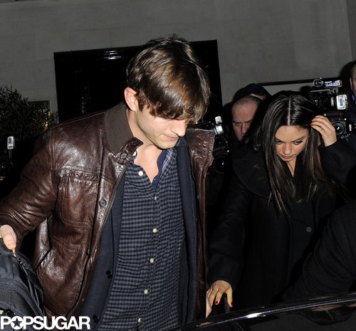 Ashton Kutcher opened the car door for Mila Kunis after a dinner date in London.
Ashton Kutcher opened the car door for Mila Kunis after a dinner date in London.