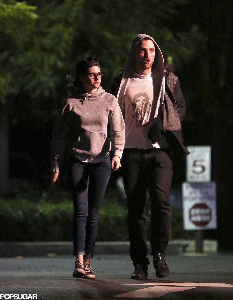 Robert Pattinson and Kristen Stewart walked together in LA. Robert Pattinson and Kristen Stewart walked together in LA.