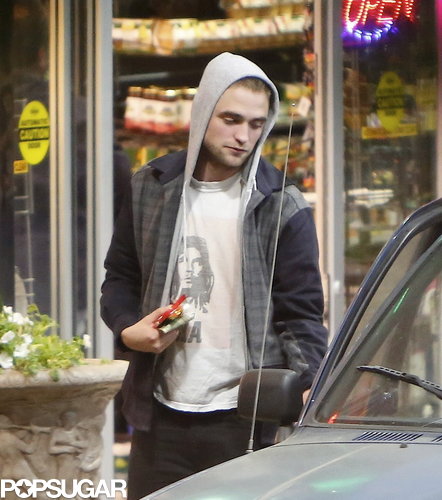 Robert Pattinson and Kristen Stewart's Friday Date Night! Robert Pattinson and Kristen Stewart's Friday Date Night!