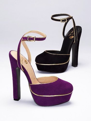 Colin Stuart Ankle Strap Round Toe Pump