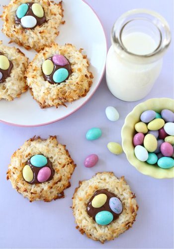 Coconut Macaroon Nutella Nests Coconut Macaroon Nutella Nests