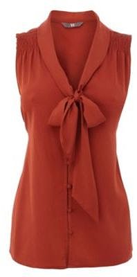 Sleeveless Pussy Bow Shirt