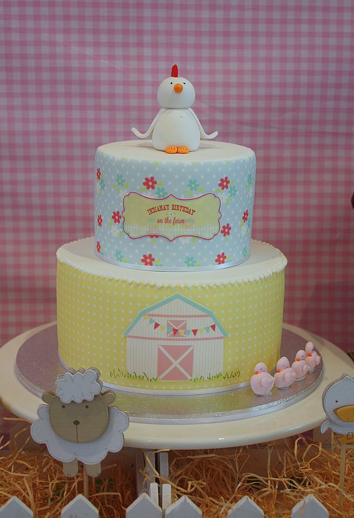 A Barnyard Cake A Barnyard Cake
