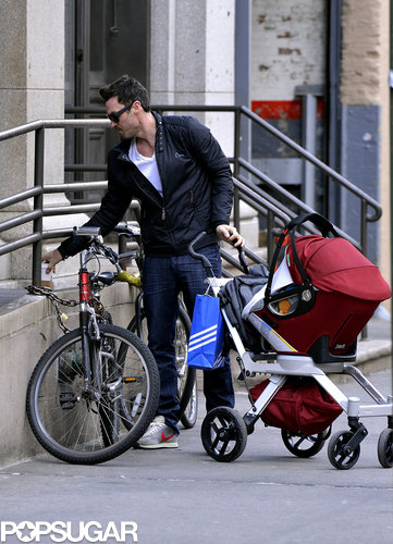 Brian Austin Green Hits the NYC Streets With Adorable Noah Brian Austin Green Hits the NYC Streets With Adorable Noah